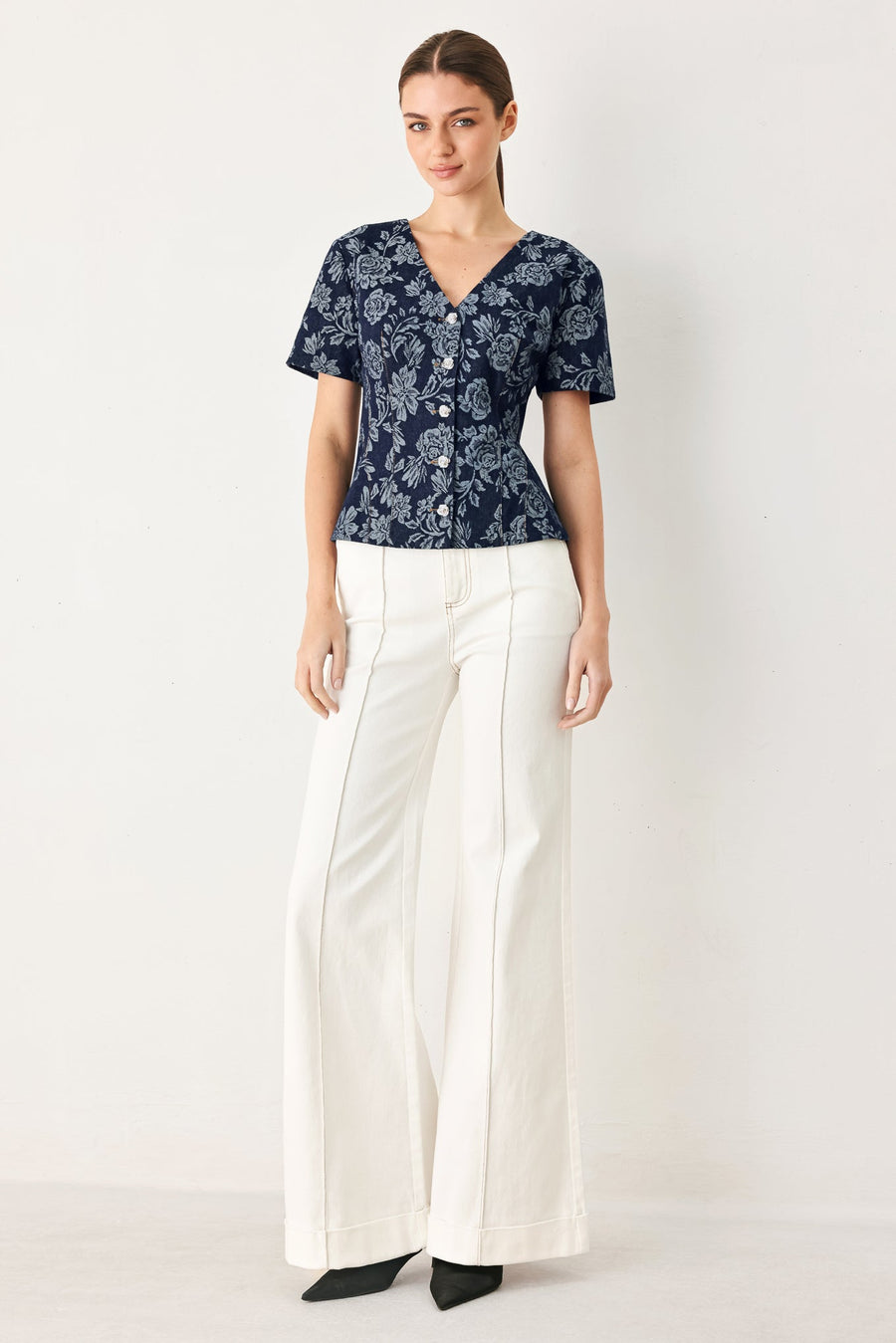 ROSETTE FLORAL WOVEN JACQUARD TOP - Glamourous Grace