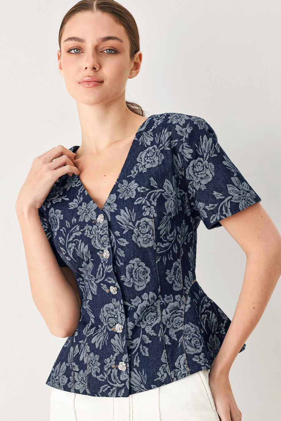 ROSETTE FLORAL WOVEN JACQUARD TOP - Glamourous Grace