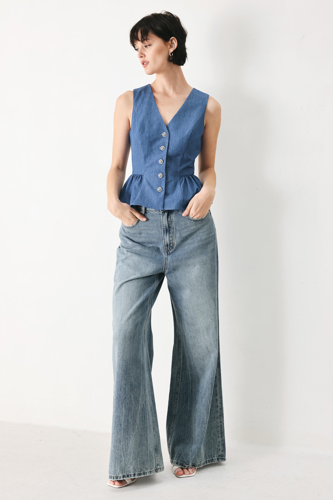 CASUAL ROMANCE WOVEN VEST - Glamourous Grace