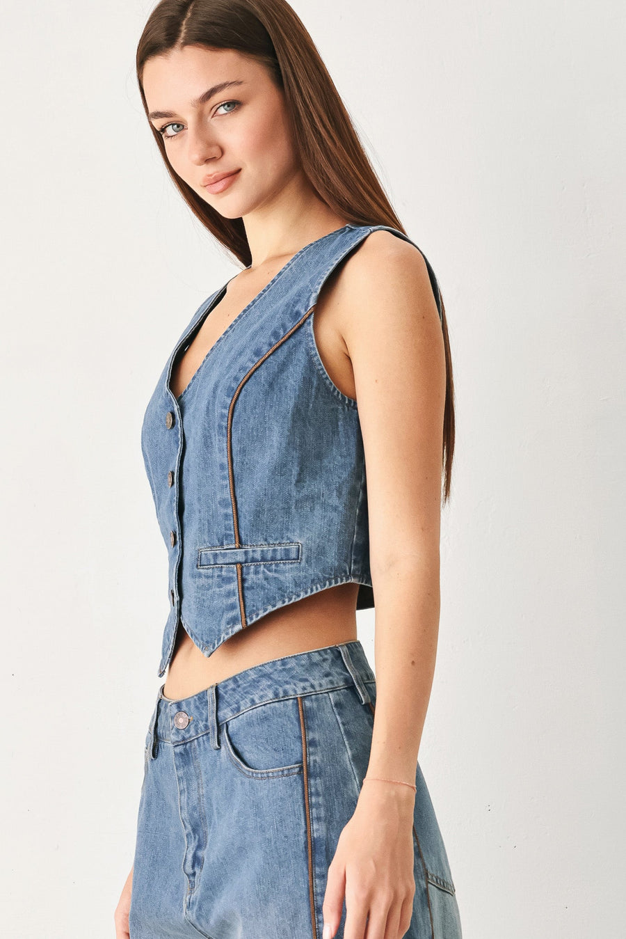 WESTERN MUSE DENIM VEST - Glamourous Grace