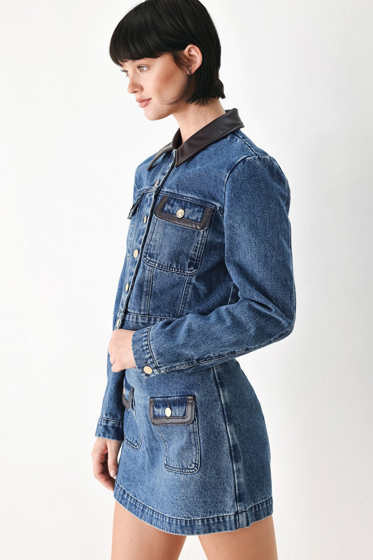VINTAGE DENIM RENDEZVOUS DENIM CROP JACKET - Glamourous Grace