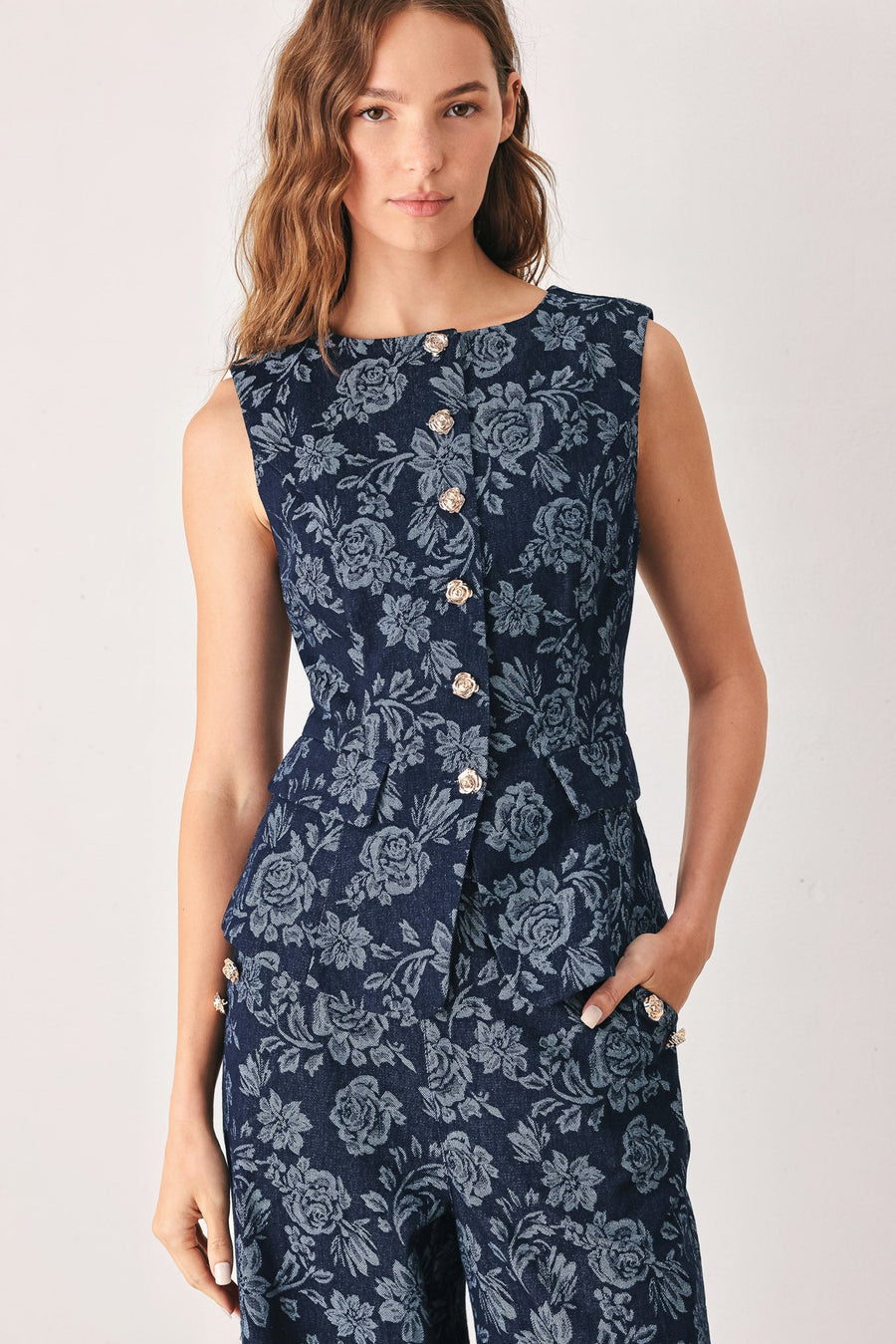 MIDNIGHT ROSE JACQUARD DENIM VEST - Glamourous Grace