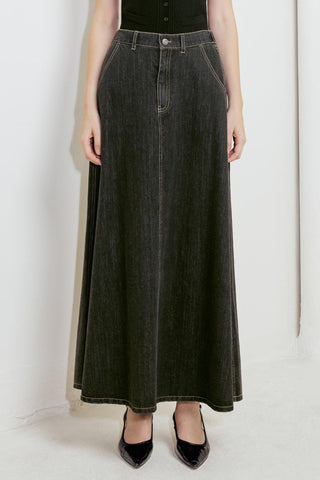 TRADING SECRETS DENIM SKIRT - Glamourous Grace