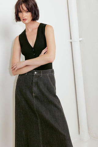 TRADING SECRETS DENIM SKIRT - Glamourous Grace