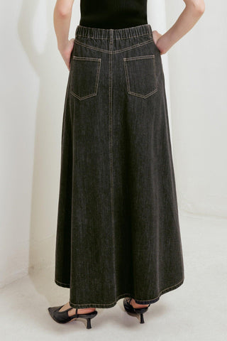 TRADING SECRETS DENIM SKIRT - Glamourous Grace