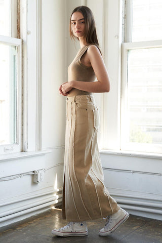 BETWEEN THE PAGES WOVEN SKIRT - Glamourous Grace