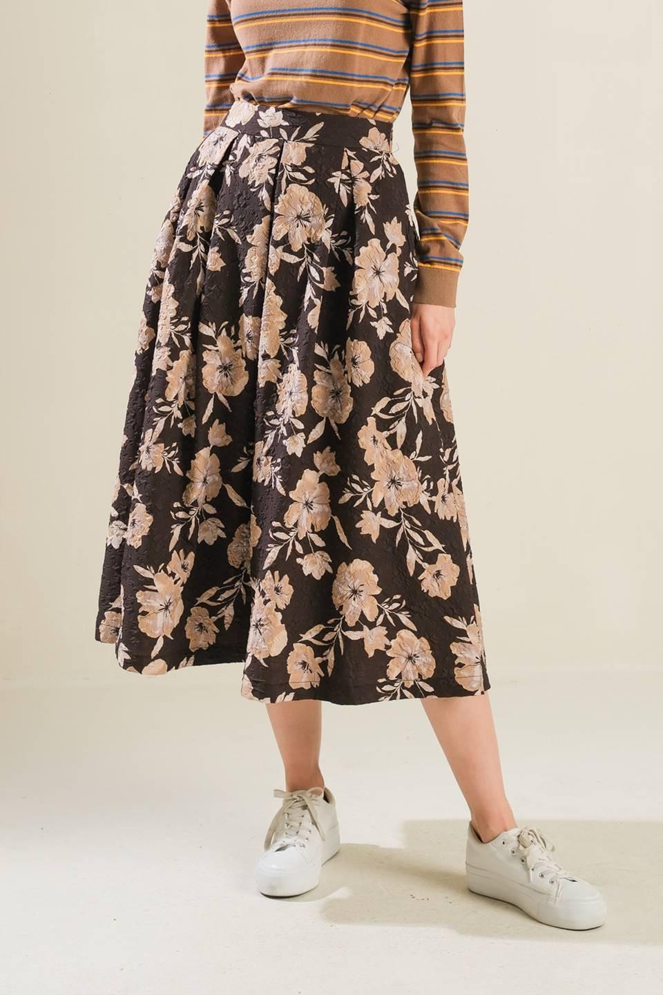 POSH PRESENCE WOVEN MIDI SKIRT - Glamourous Grace