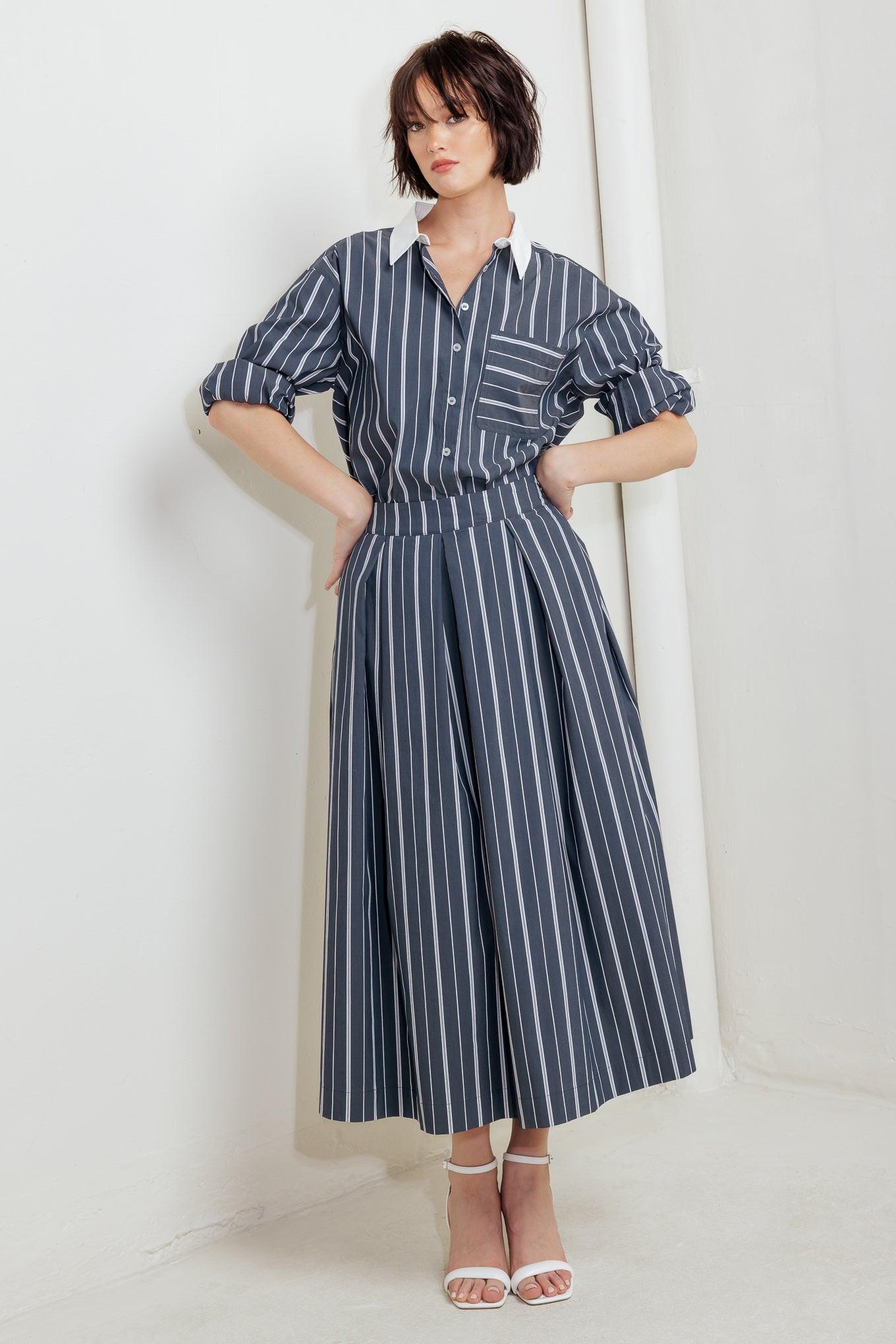 BEHIND THE GRIN WOVEN MIDI SKIRT - Glamourous Grace