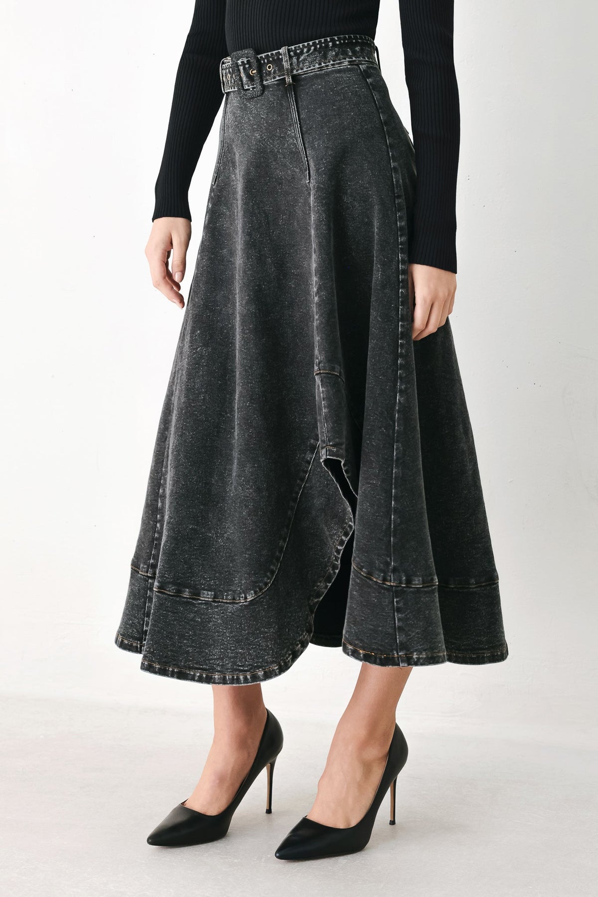 SHADOW STITCH ROMANCE DENIM MIDI SKIRT - Glamourous Grace