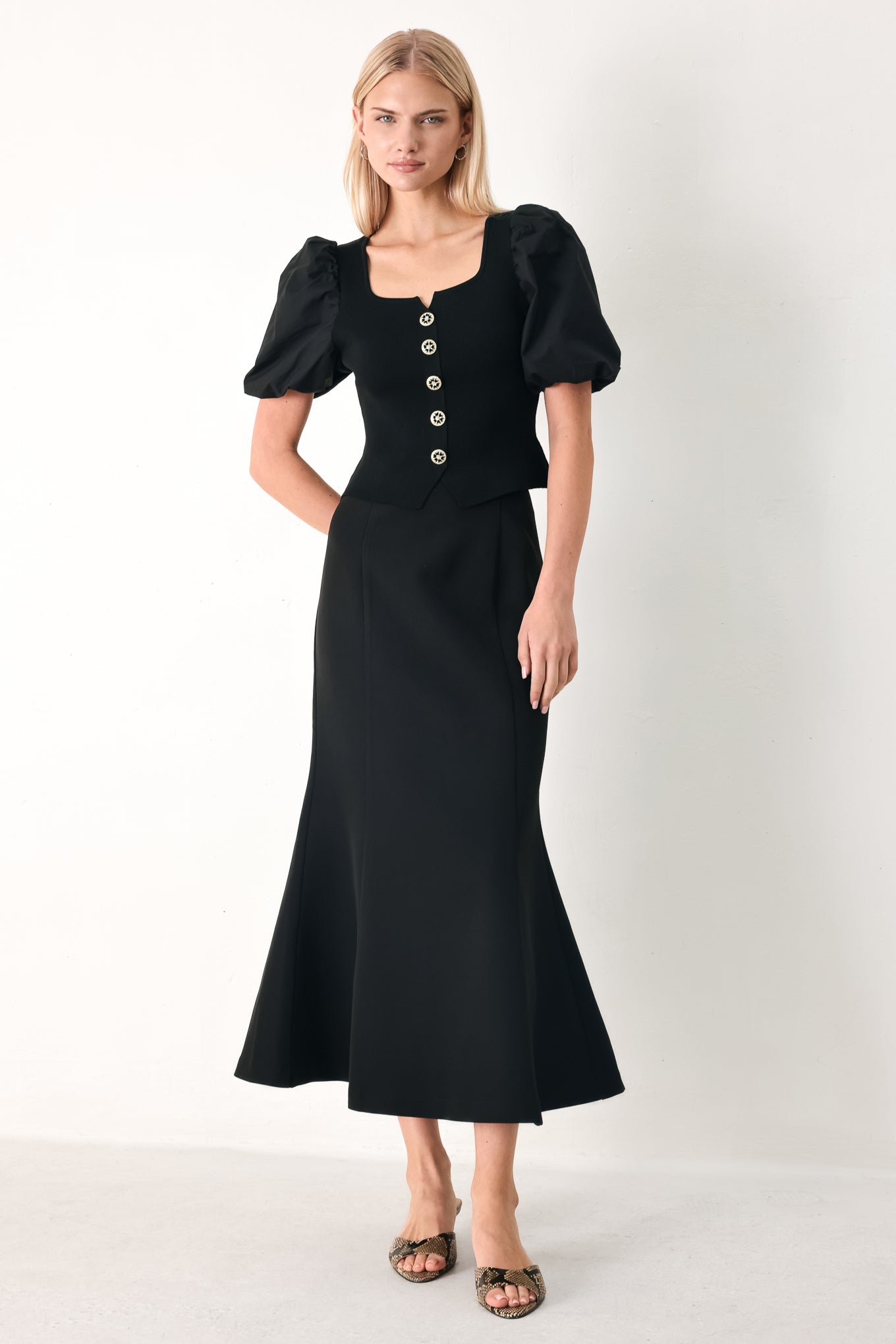 EVERYDAY PERFECTION WOVEN MIDI SKIRT - Glamourous Grace