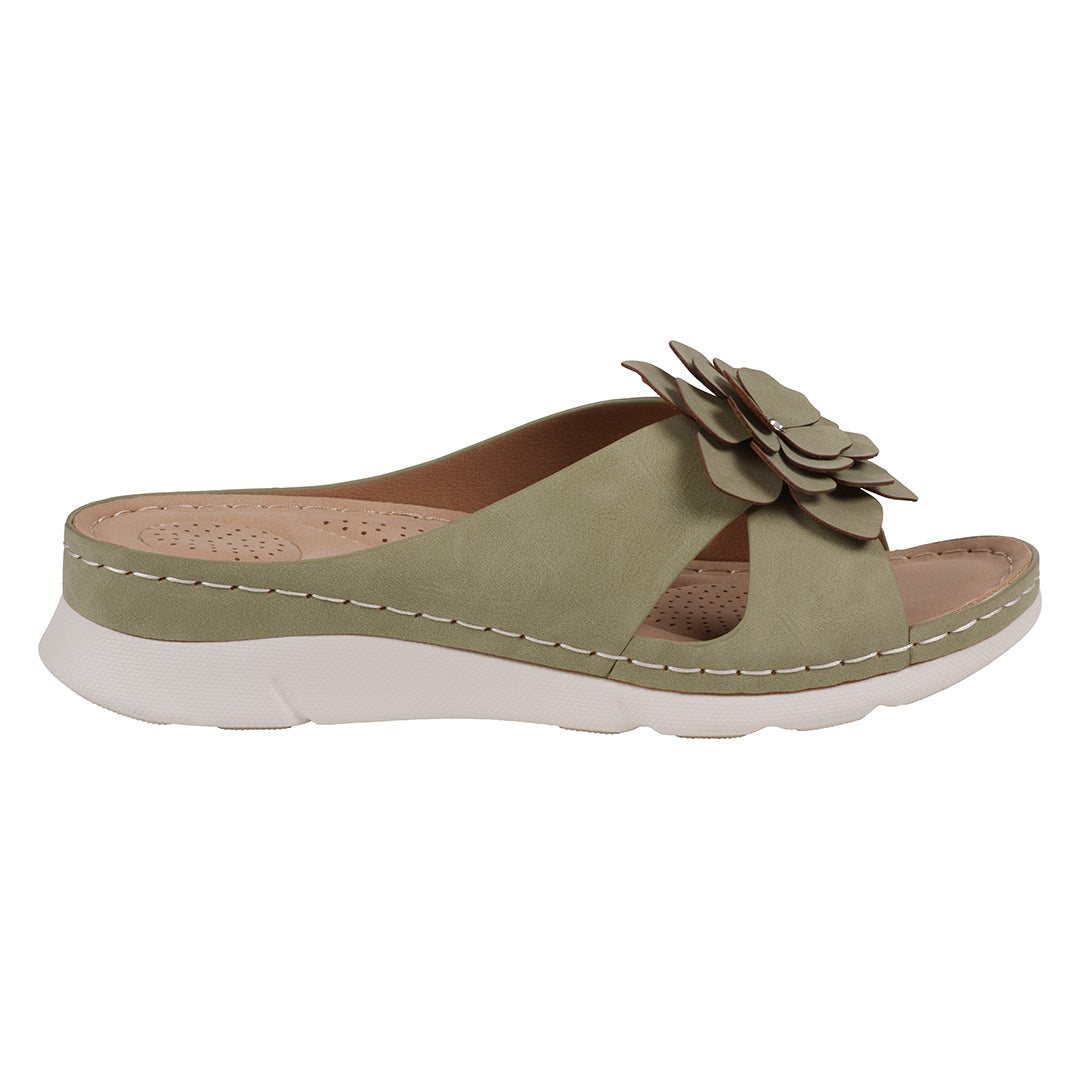 Women's Claire Green Cushioned Footbed Sandals - Glamourous Grace