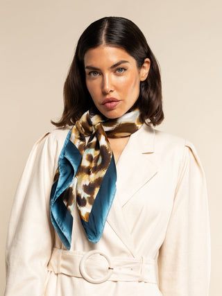 Bruna (blue)- Soft and lightweight Italian foulard from pure silk - Glamourous Grace
