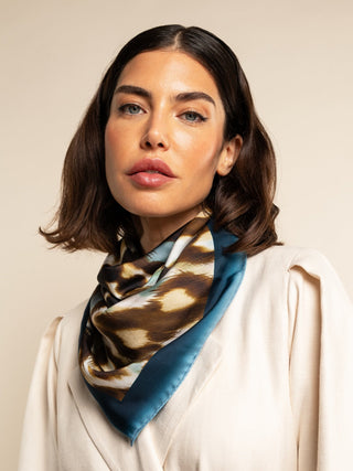 Bruna (blue)- Soft and lightweight Italian foulard from pure silk - Glamourous Grace