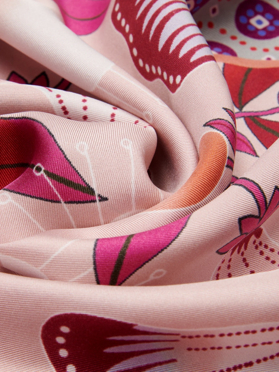 Bruna (pink)- Soft and lightweight Italian foulard from pure silk - Glamourous Grace
