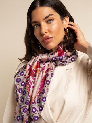 Bruna (pink)- Soft and lightweight Italian foulard from pure silk - Glamourous Grace