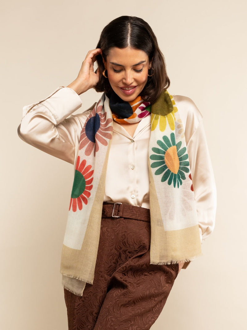 Evelina (yellow) - Soft and lightweight Italian scarf from premium wool - Glamourous Grace