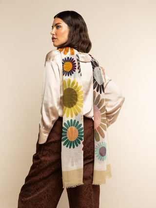 Evelina (yellow) - Soft and lightweight Italian scarf from premium wool - Glamourous Grace