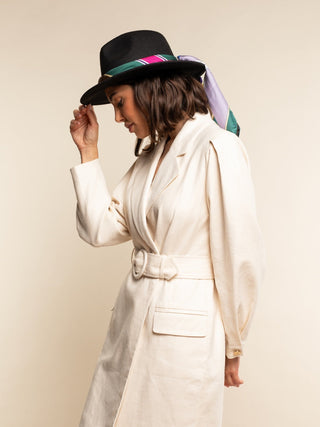 Fiorella (green) - Soft and lightweight Italian foulard from pure silk - Glamourous Grace