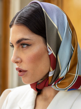 Fiorella (red/blue) - Soft and lightweight Italian foulard from pure silk - Glamourous Grace