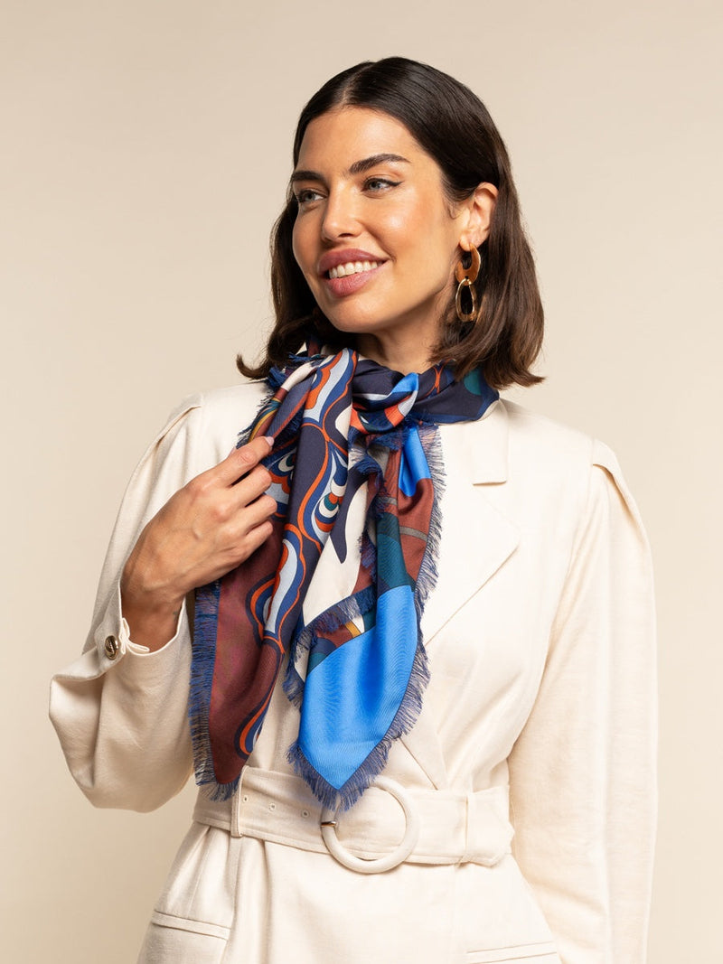 Giorgia (blue/red) - Italian soft and lightweight foulard made from pure silk - Glamourous Grace