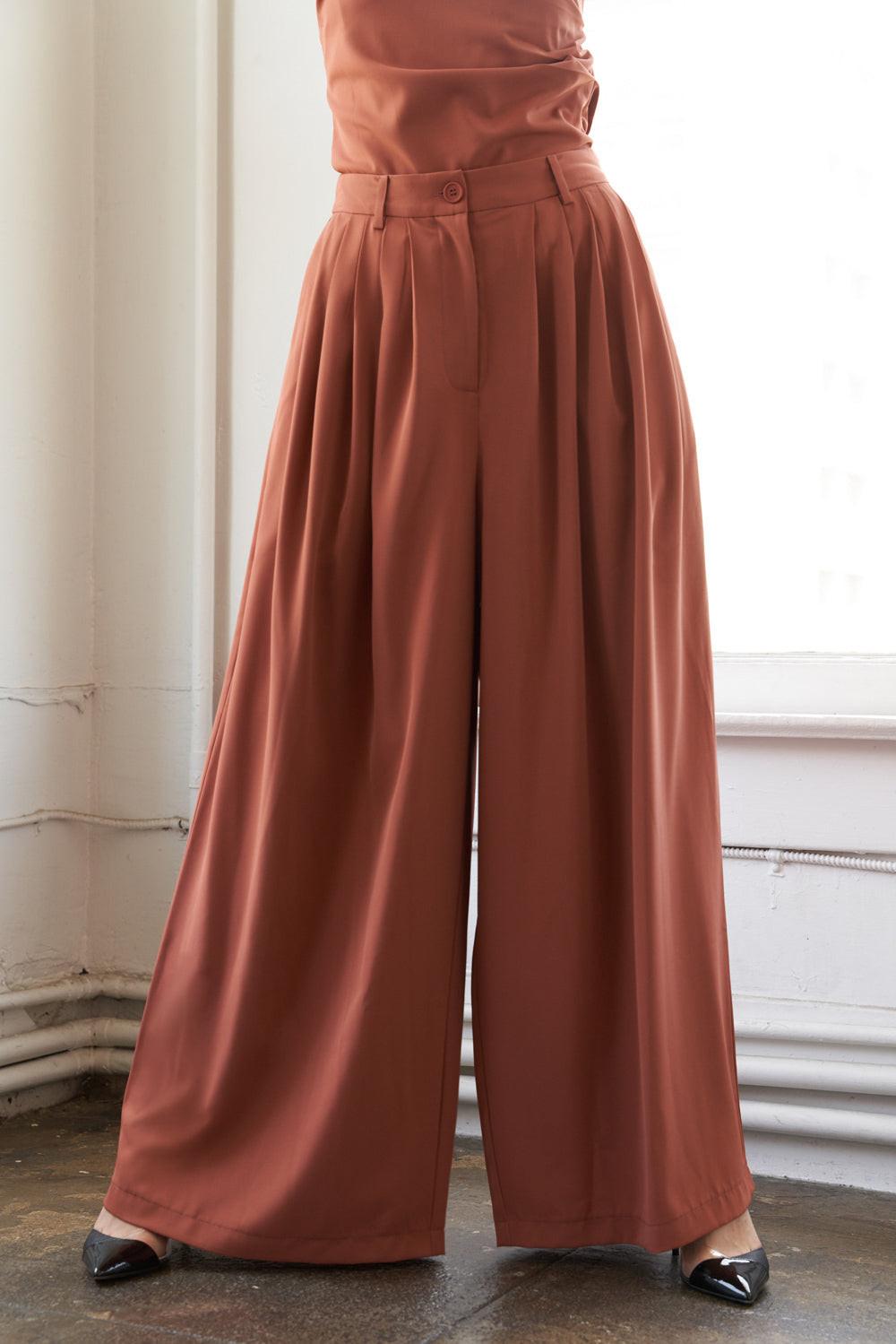 BIRDS SINGING WOVEN PANTS - Glamourous Grace