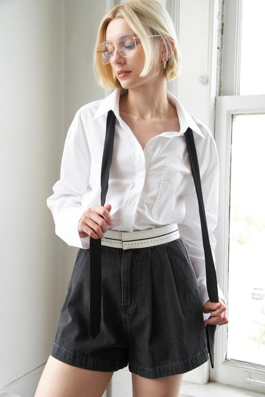 JUST THINKING ABOUT YOU DENIM SHORT - Glamourous Grace