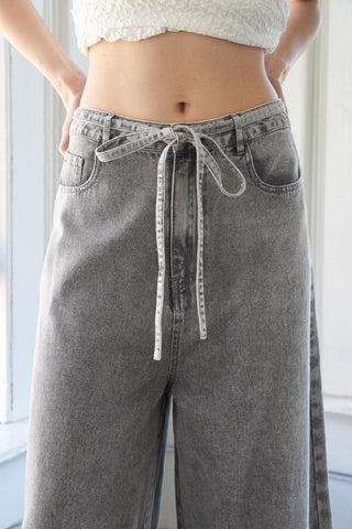 WHEN I MET YOU DENIM PANTS - Glamourous Grace