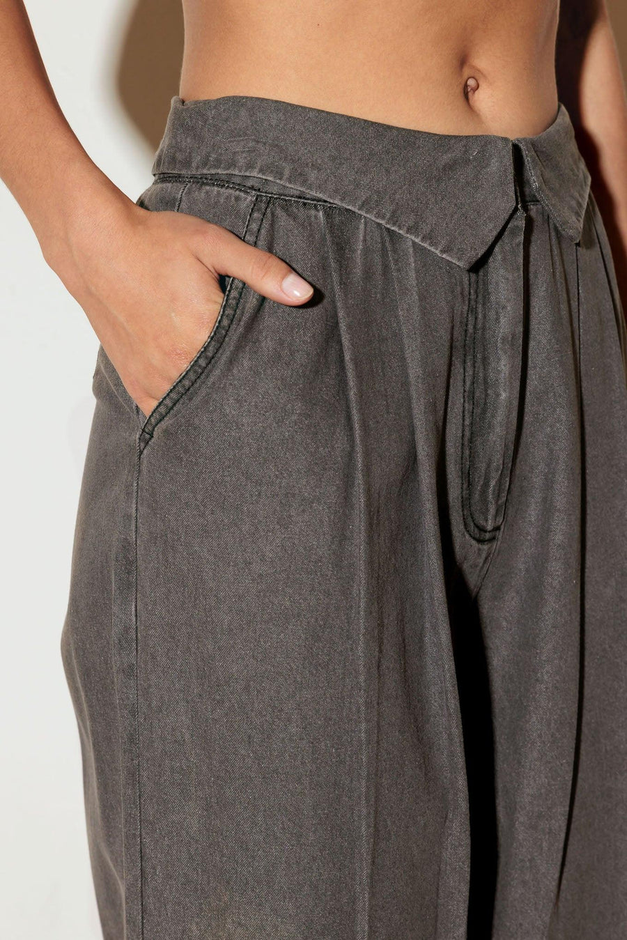 WEEKEND WANDERER DENIM PANTS - Glamourous Grace
