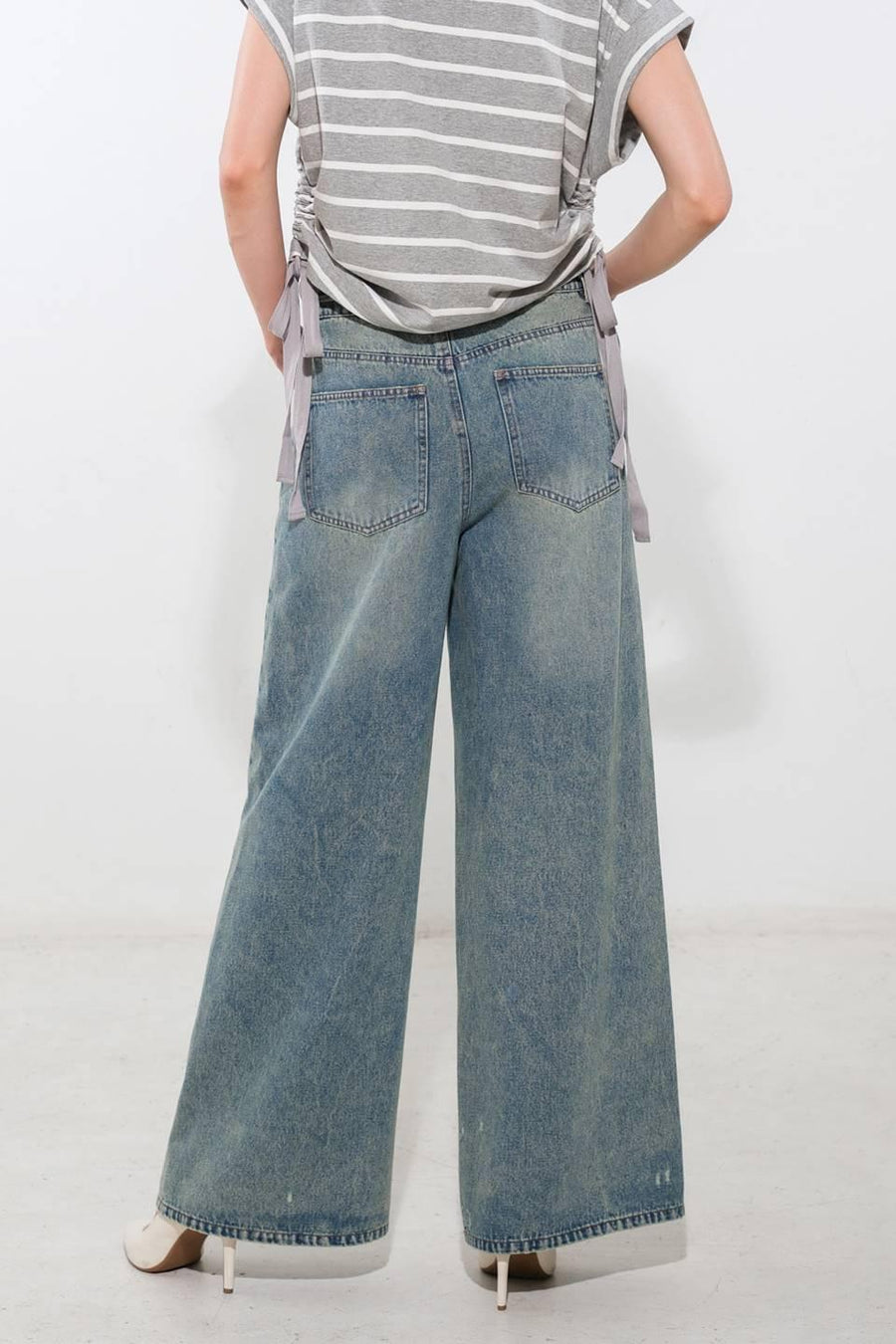 INSPIRING ALLURE DENIM PANTS - Glamourous Grace