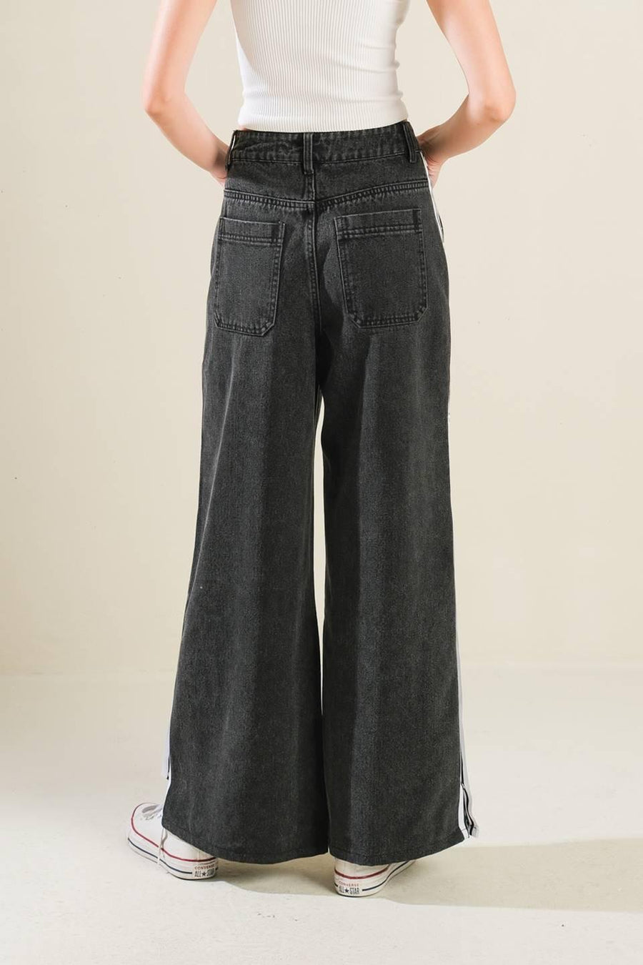 ELEGANT ELEVATION DENIM PANTS - Glamourous Grace