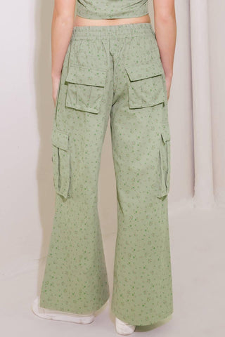 DRIFTING CURRENTS OLIVE WOVEN PANTS - Glamourous Grace