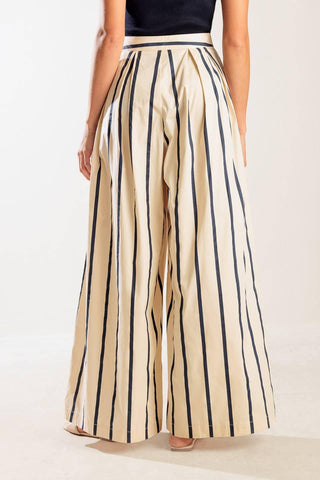 HERE AND NOW WOVEN PANTS - Glamourous Grace