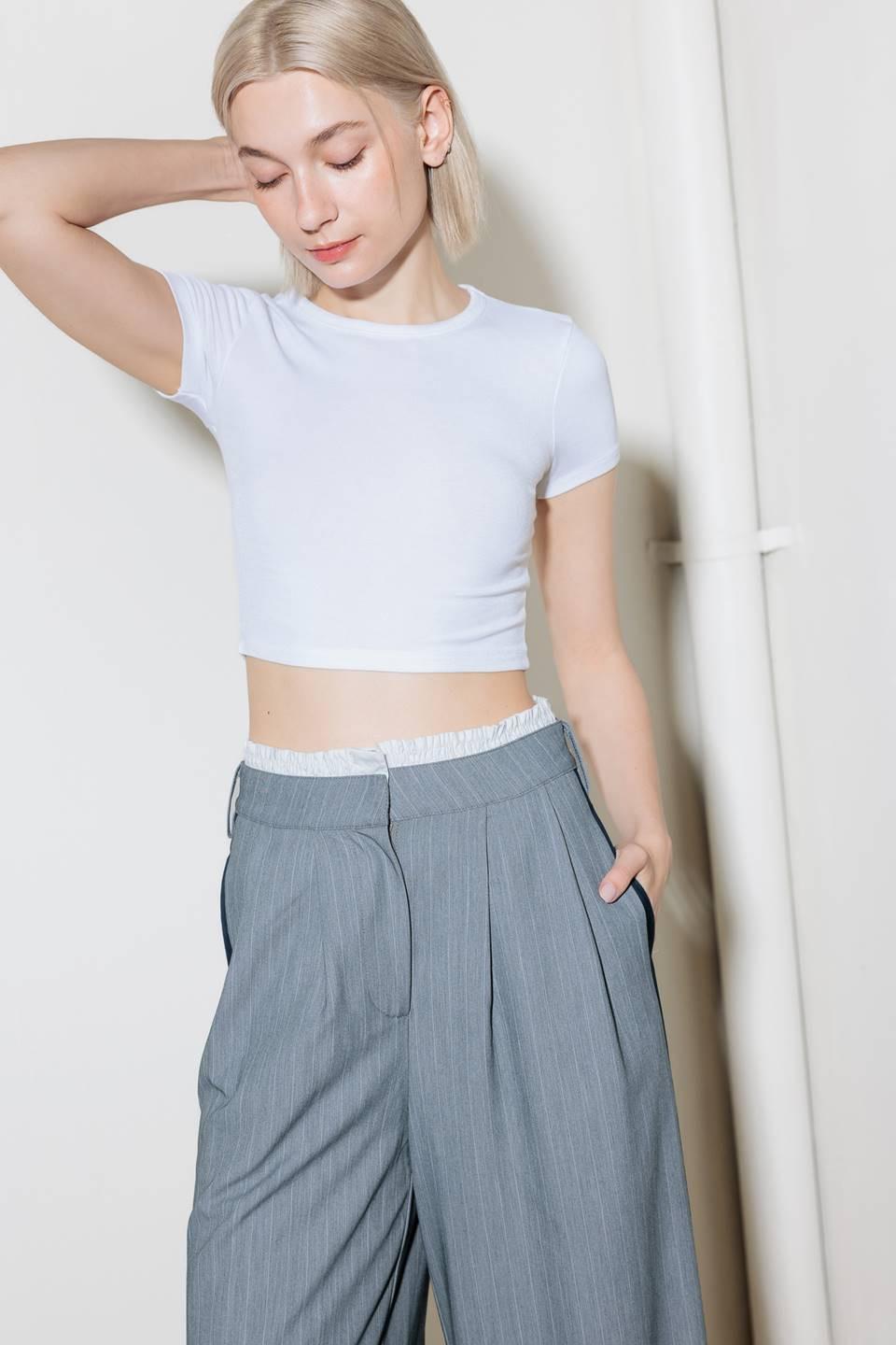 SMILE BRIGHT IN GREY WOVEN PANTS - Glamourous Grace