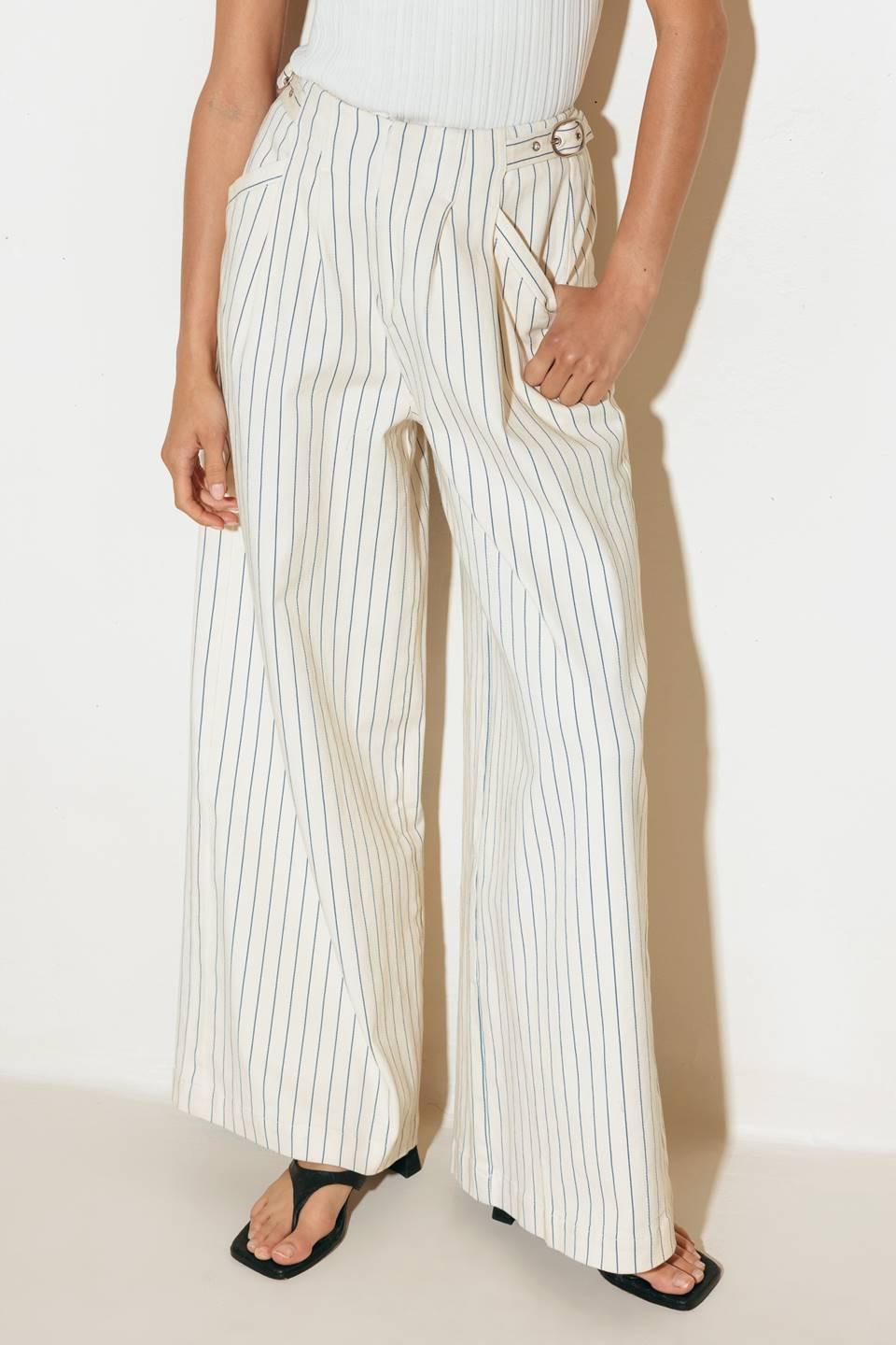 COFFEE RUN STRIPED WOVEN PANTS - Glamourous Grace