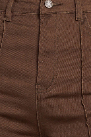 EFFORTLESS EDGE BROWN TWILL PANTS - Glamourous Grace