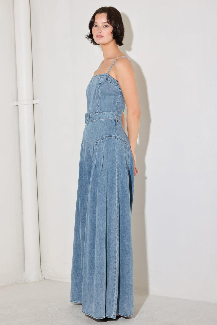 COASTAL CONFIDENCE DENIM JUMPSUIT - Glamourous Grace