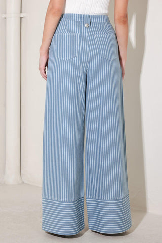 PINSTRIPE PRESTIGE WOVEN PANTS - Glamourous Grace