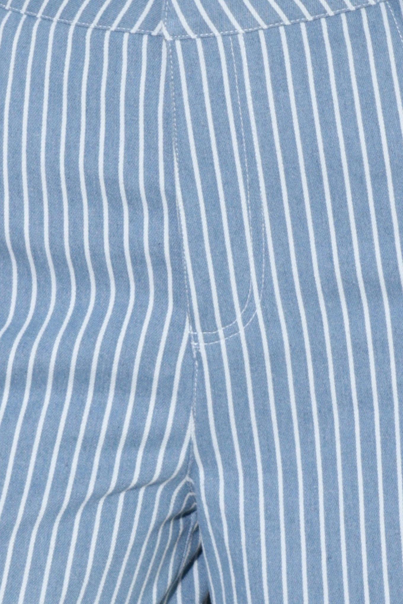 PINSTRIPE PRESTIGE WOVEN PANTS - Glamourous Grace