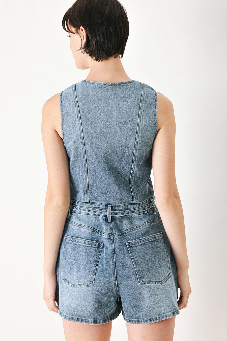 RELAXED CHIC DENIM ROMPER - Glamourous Grace