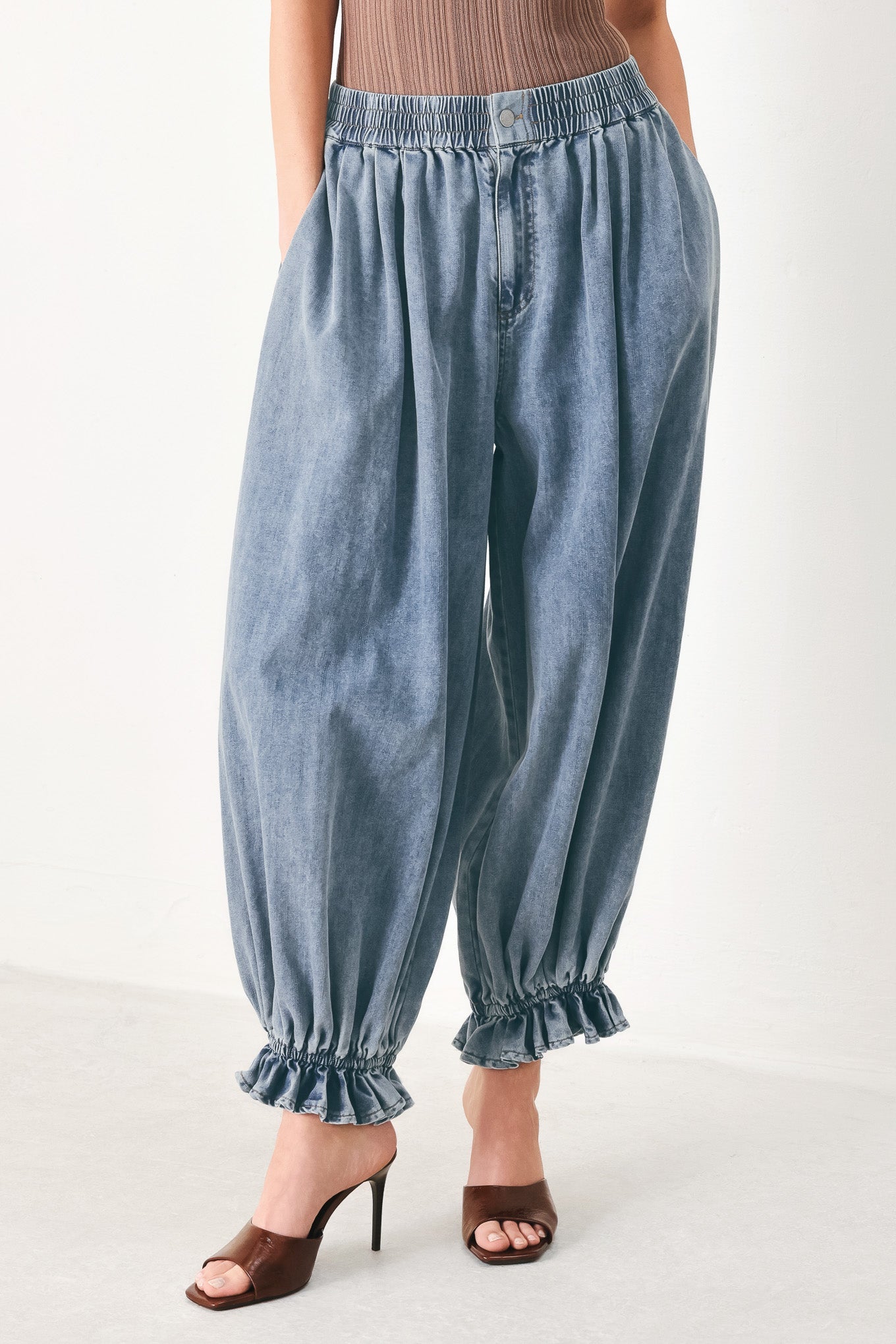 EASY VOLUME DENIM GENIE PANTS - Glamourous Grace