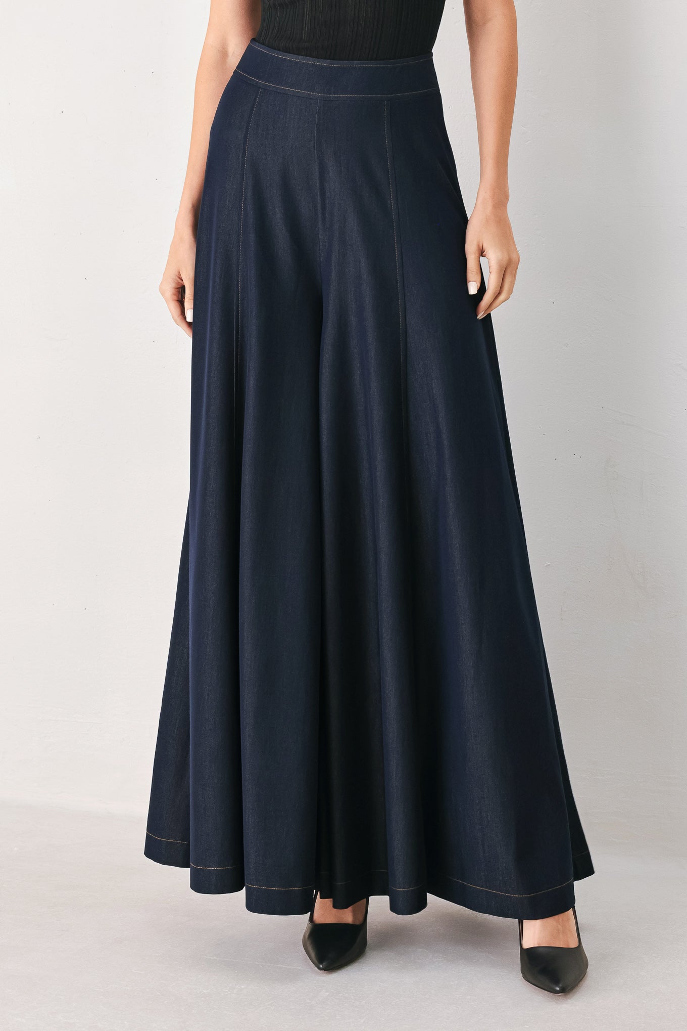 CASUAL ROMANCE WOVEN PANTS - Glamourous Grace