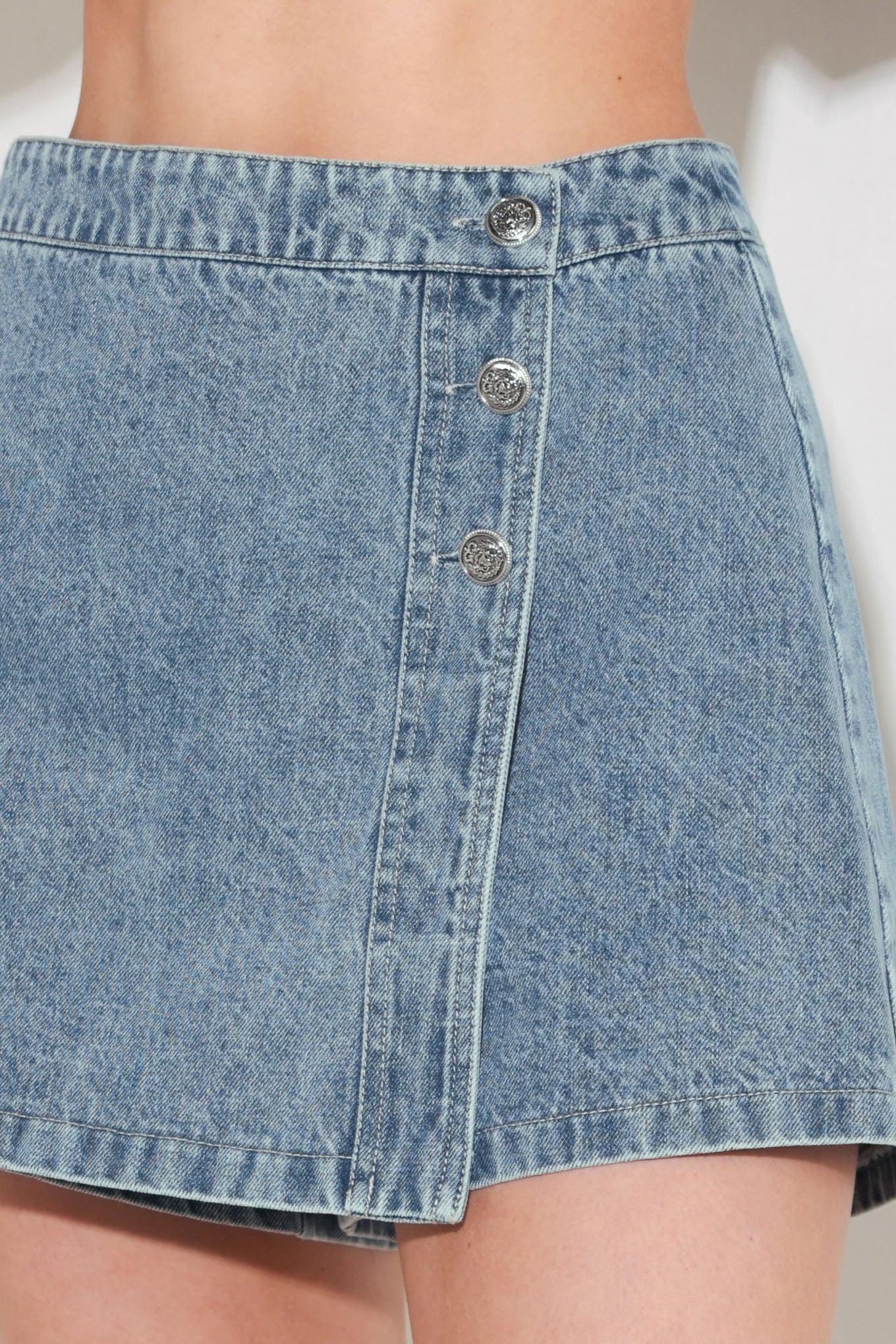 STREET MUSE DENIM SKORT - Glamourous Grace