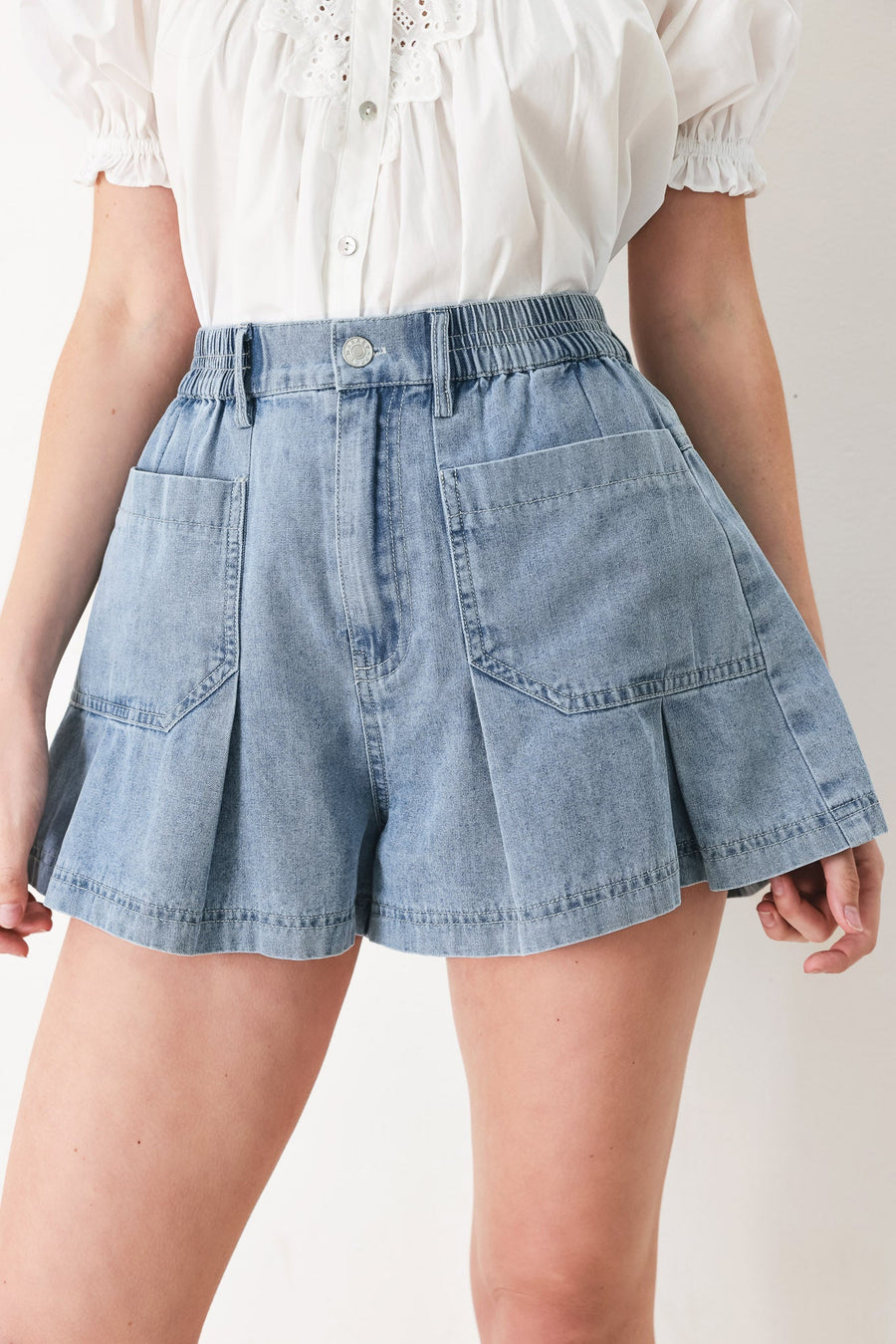 GIRL NEXT DOOR DENIM SHORT - Glamourous Grace