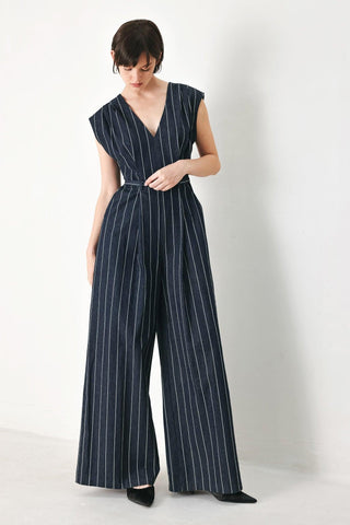 SOFT LINE ROMANCE WOVEN JUMPSUIT - Glamourous Grace