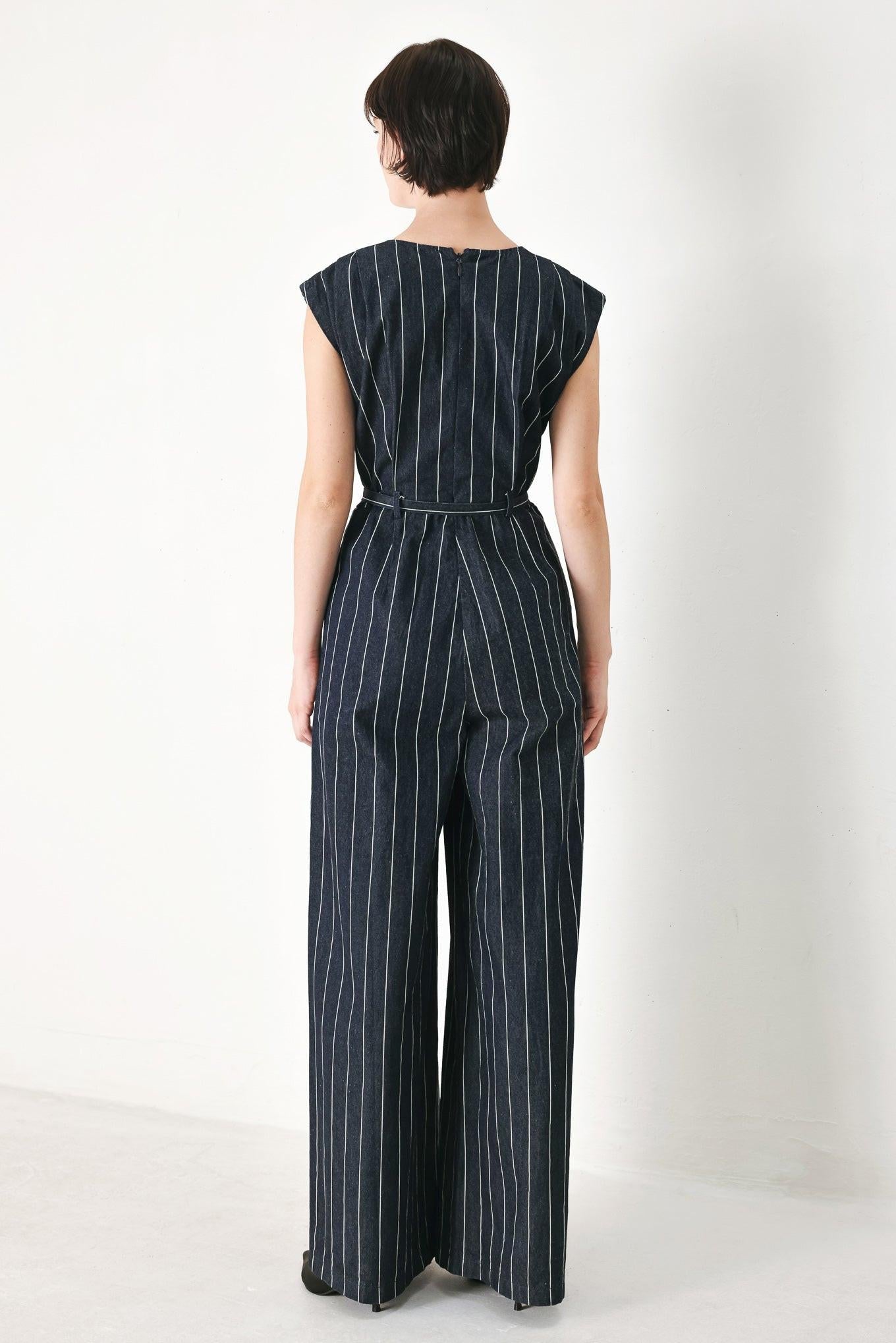 SOFT LINE ROMANCE WOVEN JUMPSUIT - Glamourous Grace