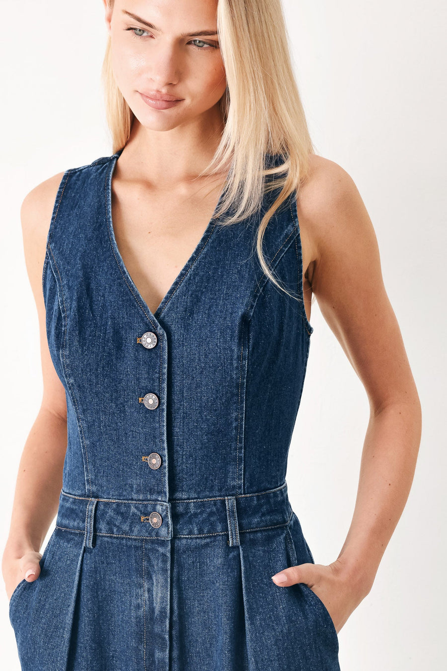 RUNWAY HIT LINE DENIM JUMPSUIT - Glamourous Grace