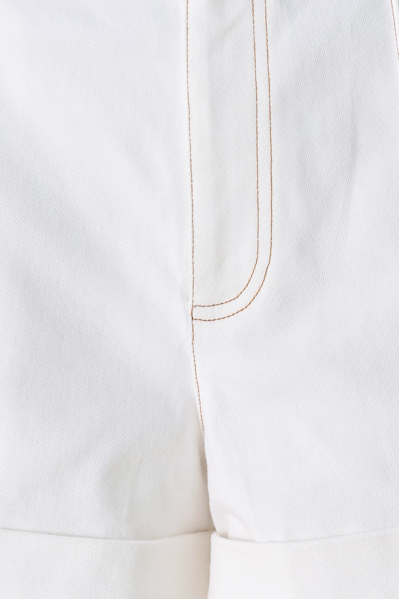 BETTER TOGETHER WOVEN SHORT - Glamourous Grace