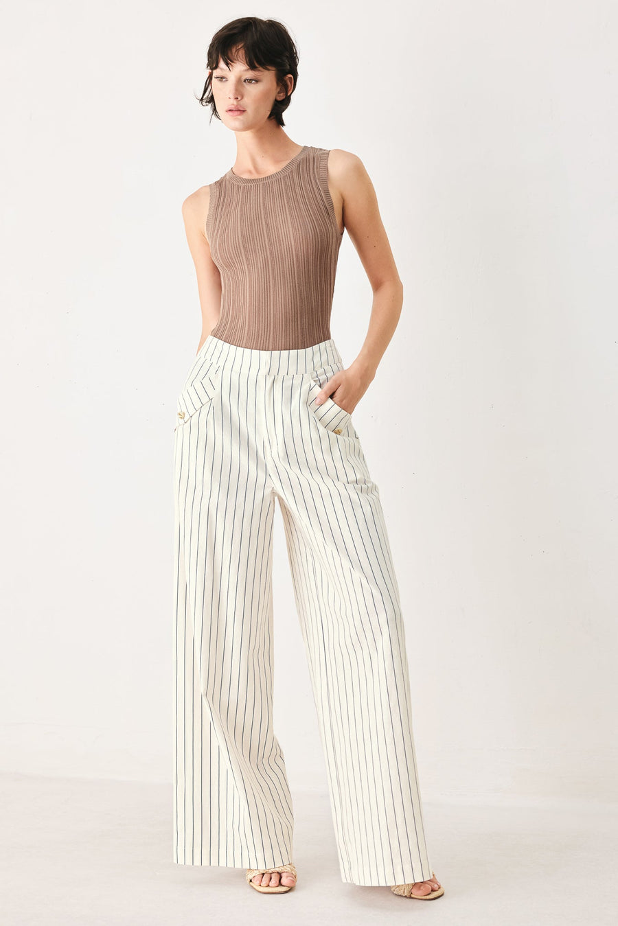 SUTTON STRIPE WOVEN PANTS - Glamourous Grace
