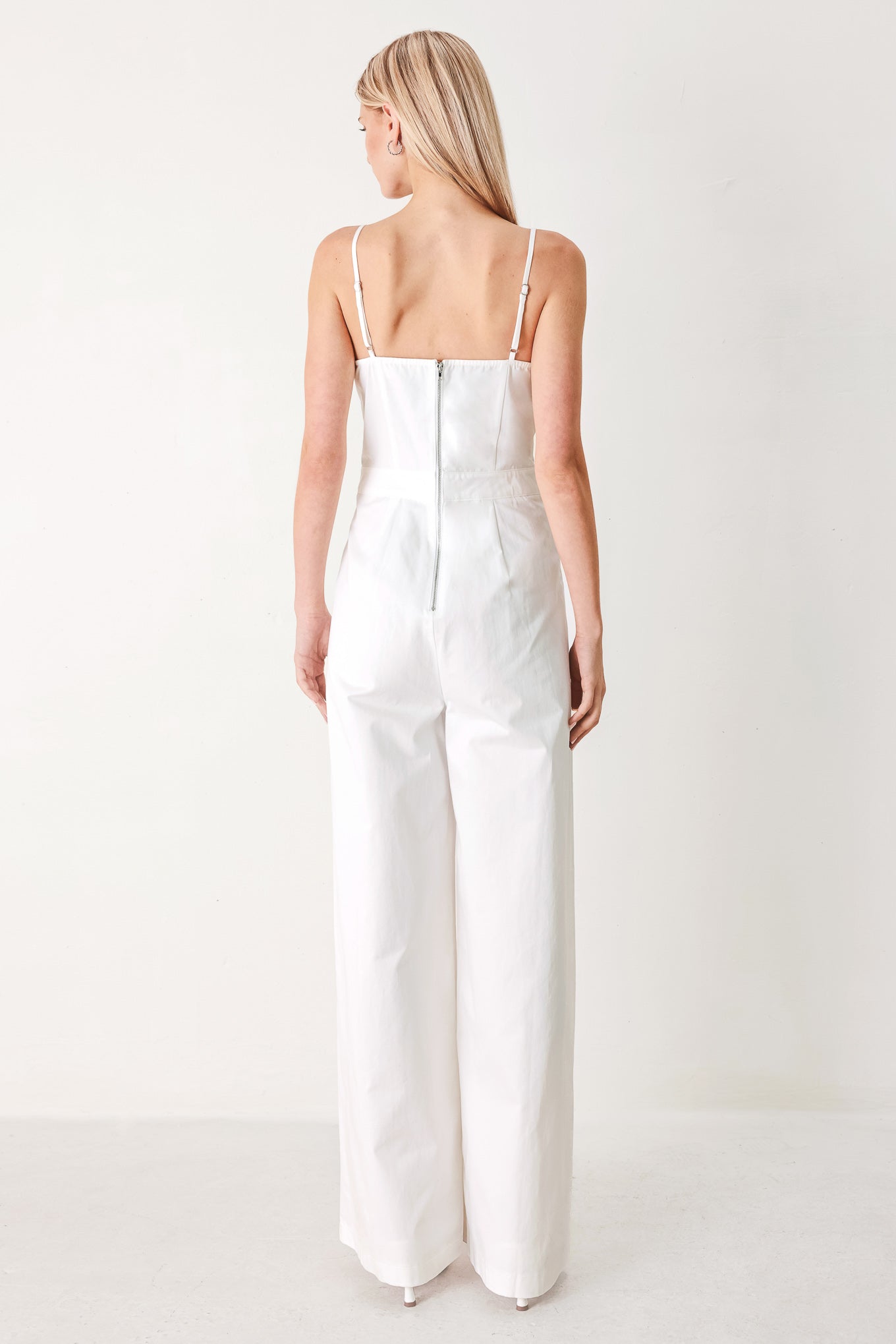 TRUE LOVE LOOK WOVEN JUMPSUIT - Glamourous Grace