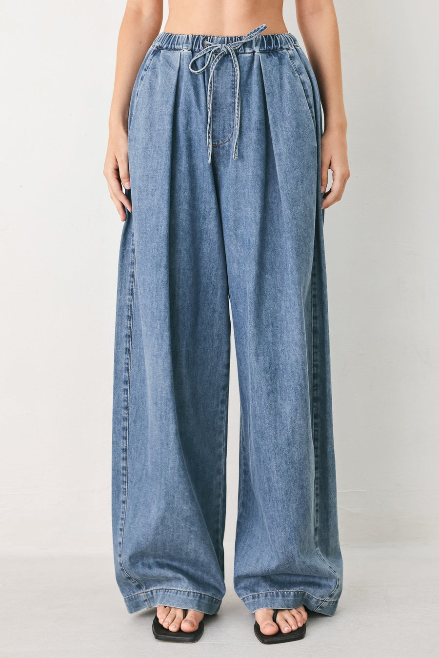 RELAXED RETREAT DENIM PANTS - Glamourous Grace